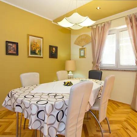 Апартаменты Premium *